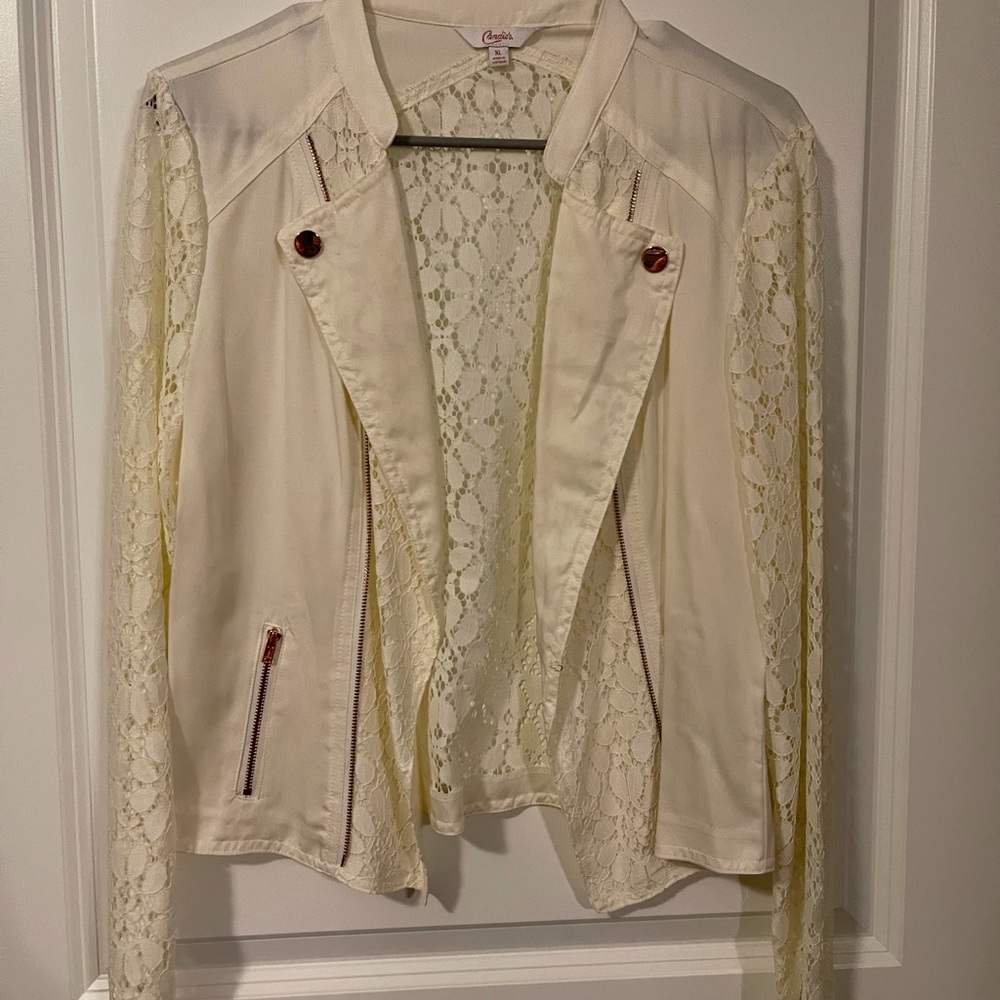 Candies off-white lace jacket